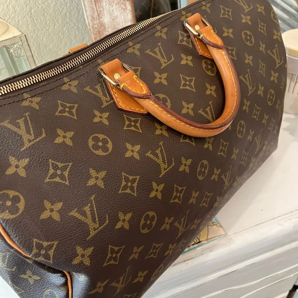 Louis Vuitton Speedy 40 - Picture 2 of 13